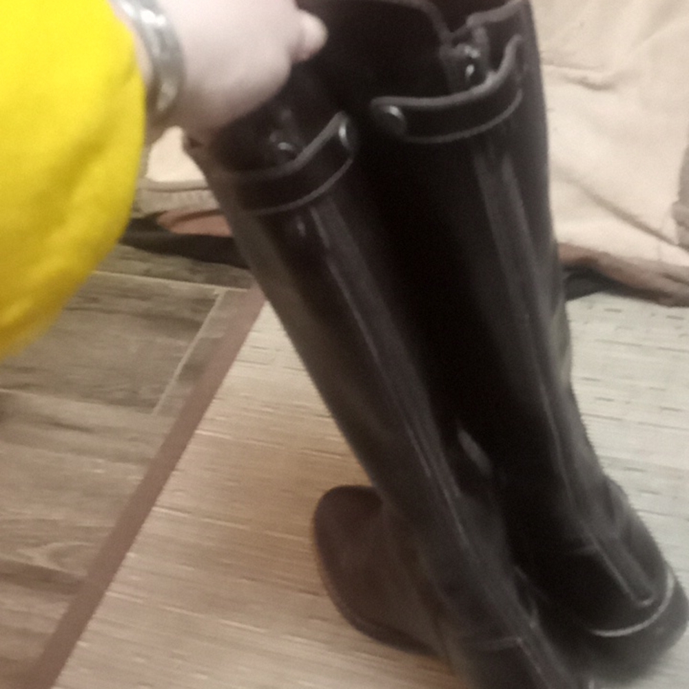 Leather Riding Style Boots - Picture 2 of 8